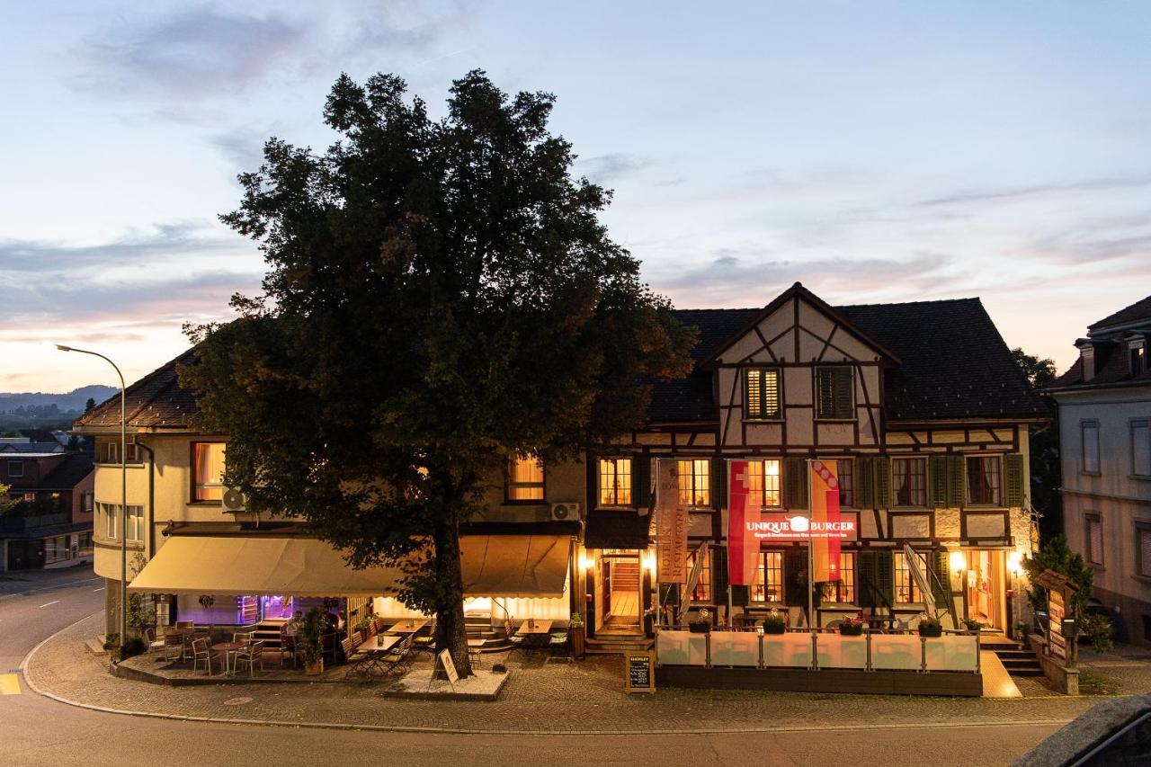 Hotel Restaurant Loewen Sirnach Extérieur photo